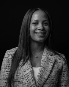 Bontle Lentsoane <small>MM in Finance and Investment</small> <p>Manager: Strategic Research & Portfolio Management</p>