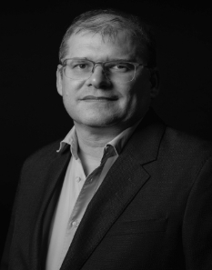 Stefan Ferreira <small>BComm Hons, CA (SA)</small> <p>Chief Financial Officer & Founding Partner</p>